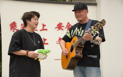 当武汉公交遇上方言Rap！《礼让江城》唱响文明出行新风尚