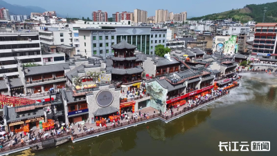 500多年老街焕新颜！十堰竹溪新地标“东门老街”开门迎客