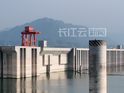 中外媒体湖北行：40余名记者探寻宜昌绿色发展之路
