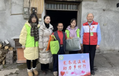 荆楚志愿红（十六）丨凝志愿爱心万千 植绿荫造福一方——恩施州红十字“三献”志愿服务队队长 戴绍雄