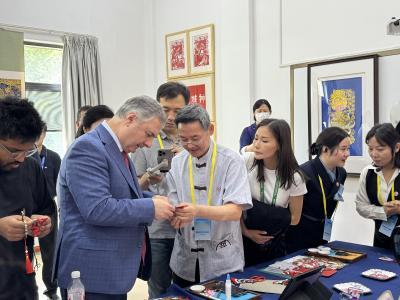 今天，这些湖北数字化教育里的“尖板眼”频频出圈！