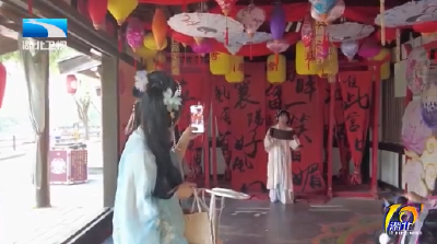 母亲节仪式感满满 儿女“花式宠妈”有一套
