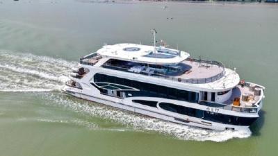 中国首艘纯电海上旅游客船完成试航
