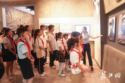 行走江岸，此刻更懂你，2025“江岸·美好一刻”启动！