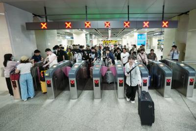 “五一”期间，武汉地铁运送乘客2691万乘次