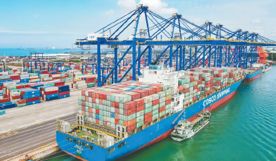海关总署：今年前5个月货物贸易进出口同比增长2.5%