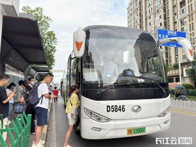 直达园区！8条定制公交让“上班族”通勤更加快捷