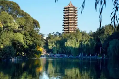 “北大未名湖湖水”“清华校河河水”现网络交易平台，校方回应