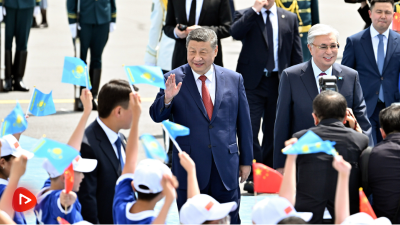 习近平抵达阿斯塔纳出席第二届中国—中亚峰会