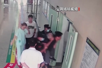 高考结束就上“好人榜” 黄石四学子街头救下突发脑梗老人