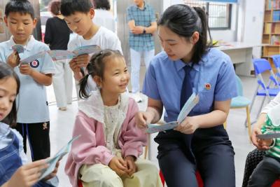 随州：广水市检察院开展“阳光‘心’行动 守护伴成长”活动