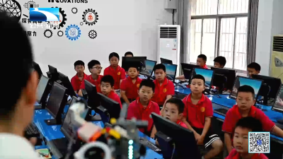 新时代的我们｜沈浩：用代码和电路板打开孩子们另一扇窗