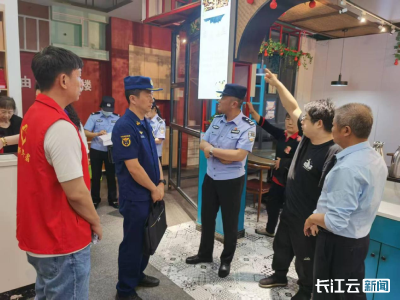 随州市多部门联合“夜巡”护航高考消防安全