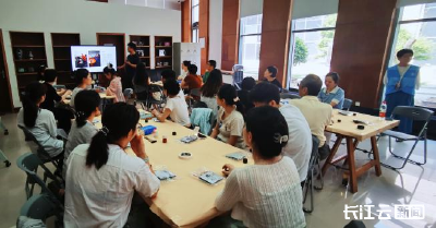 百年美术精品力作集中亮相，湖北美术馆邀市民亲手体验荆楚文化魅力