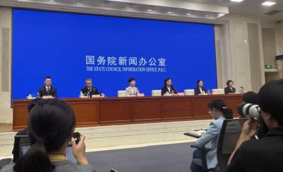 不分区域、一孩也纳入补贴对象 育儿补贴制度体现4个原则