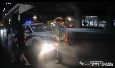 晚高峰的武汉街头，12分钟紧急“狂飙”