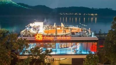 打造新时代鱼米之乡·荆楚优品｜橘子元宇宙酒吧成秭归脐橙品牌新IP
