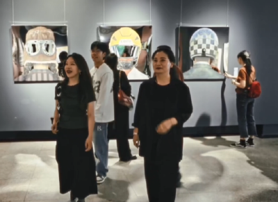 #大学之道第三季 爸妈来看毕业展，期待赞许ing！