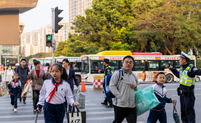 中小学生出行高峰来临，警惕安全风险