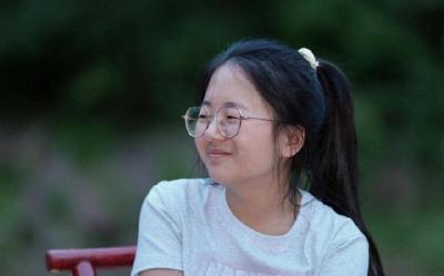 历经坎坷终圆梦！巴东“玻璃娃娃”被武汉大学录取 