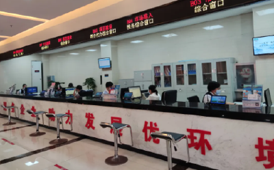 3天办齐五证 为企业节约超百万元 鄂州市华容区“首席服务员”跑出项目落地加速度