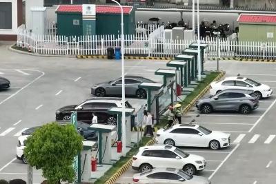 新能源汽车配套设施不断完善 市场份额再提升