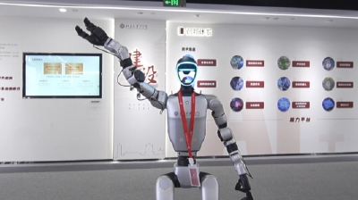 硬核AI展厅+科幻VR穿越！沉浸式探索未来科技与文明起源