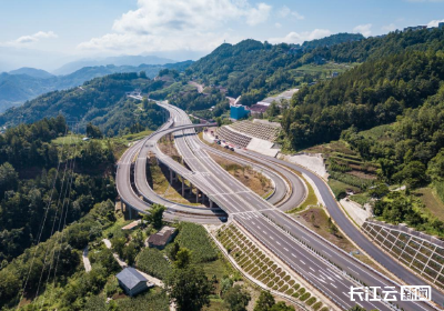 在鄂央企参建 重庆巫云开高速公路全线建成通车