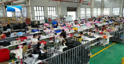 锲而不舍落实中央八项规定精神 | 恩施建始：服务秘书密密麻麻的笔记本