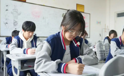 武汉市2025年中考第一批省级示范高中录取分数线公布