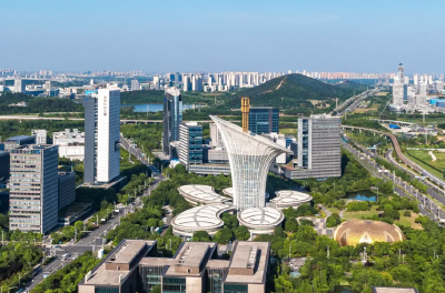 何以湖北，领跑经济大省的“中部显眼包”