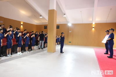 湖北省中小学消防安全训练营开营 暑期消防科普宣传系列活动全面铺开