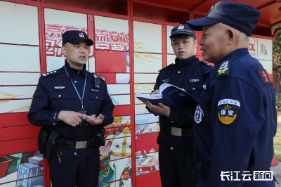 从军营到警营，这位老兵的日常