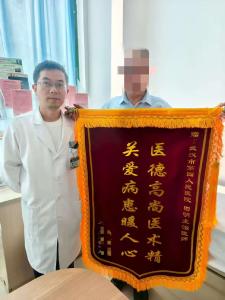 隔夜牛蛙加热吃就安全？男子因此进医院，肾脏一度“停摆”！