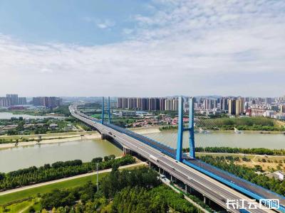 预计8月下旬通车 京港澳改扩建汉江特大桥通过荷载试验