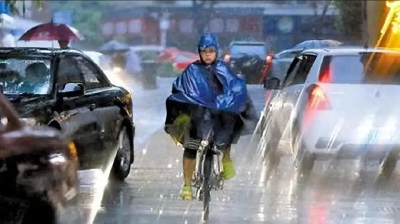 高温+暴雨+强对流三预警齐发 这些地方出门需注意安全