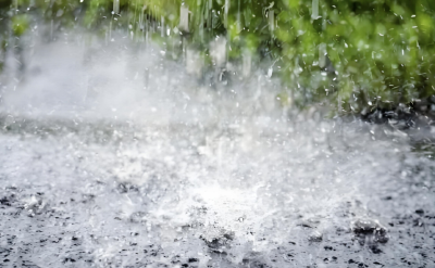 华北黄淮等地强降雨来袭 南方有大范围高温闷热天气