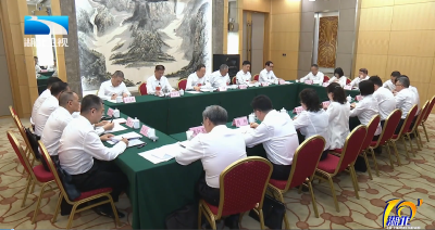 孙伟参加省委十二届十次全会分组讨论 充分发挥政协专门协商机构作用 为支点建设广泛凝心聚力