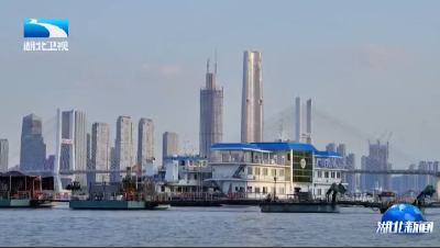应对高温“烤”验丨热浪中的“巡江卫士”