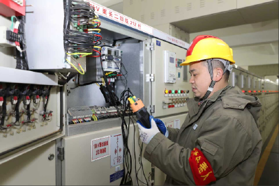 二十年守护光明路！他用一颗匠心温暖香城