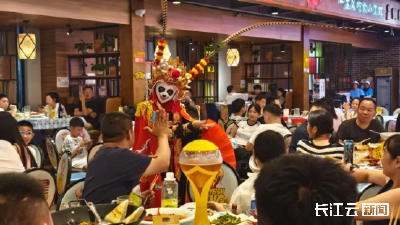 湖北潜江：新“夜”态助推夜经济，点燃消费新活力