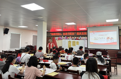 “翰墨育童心，执笔书经典”德欣里社区开展书法启蒙公益课活动