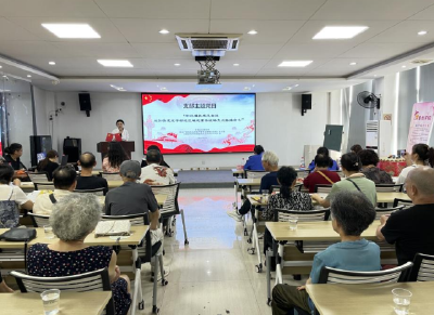 武汉市花园山社区八月主题党日唱响家门口的红色之声