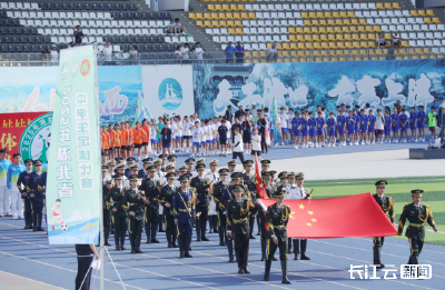 天河之畔绿茵燃！2025 湖北中学生足球赛在十堰郧西开赛