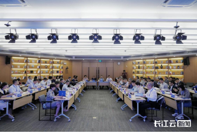 科技金融发展战略研讨会在华中科技大学召开