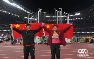 赵杰、张家乐夺得东京田径世锦赛女子链球银、铜牌