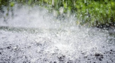 中央气象台双预警齐发 多个区域持续暴雨、大暴雨