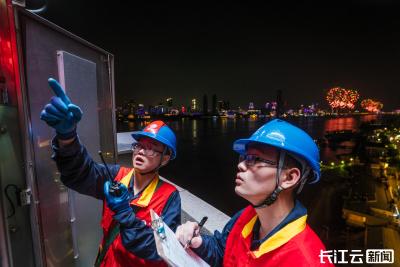 十八支保电纵队+高科技设备 点“靓”长江文化艺术季