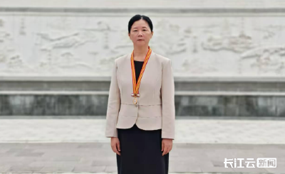湖北首位南丁格尔奖获得者！武汉大学中南医院护士冯玲在京领奖
