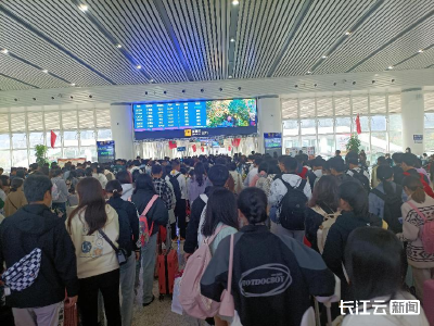 @高校新生！十堰铁路部门为您送福利啦